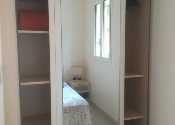 Les Jasmins Apartment